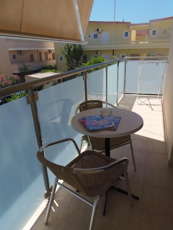 Angelica Studios And Apartments Aγία Μαρίνα Δωμάτιο φωτογραφία