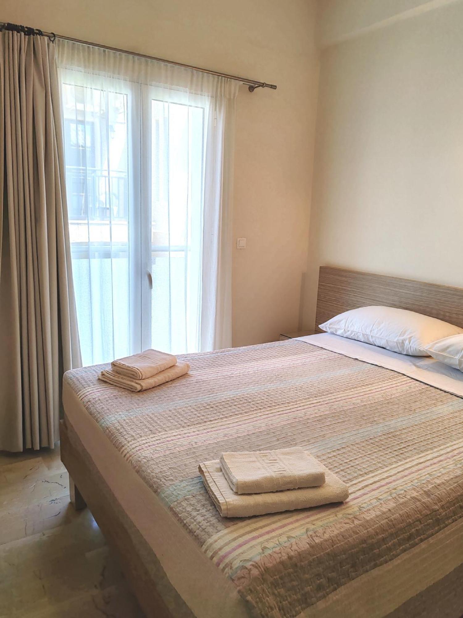 Angelica Studios And Apartments Aγία Μαρίνα Εξωτερικό φωτογραφία