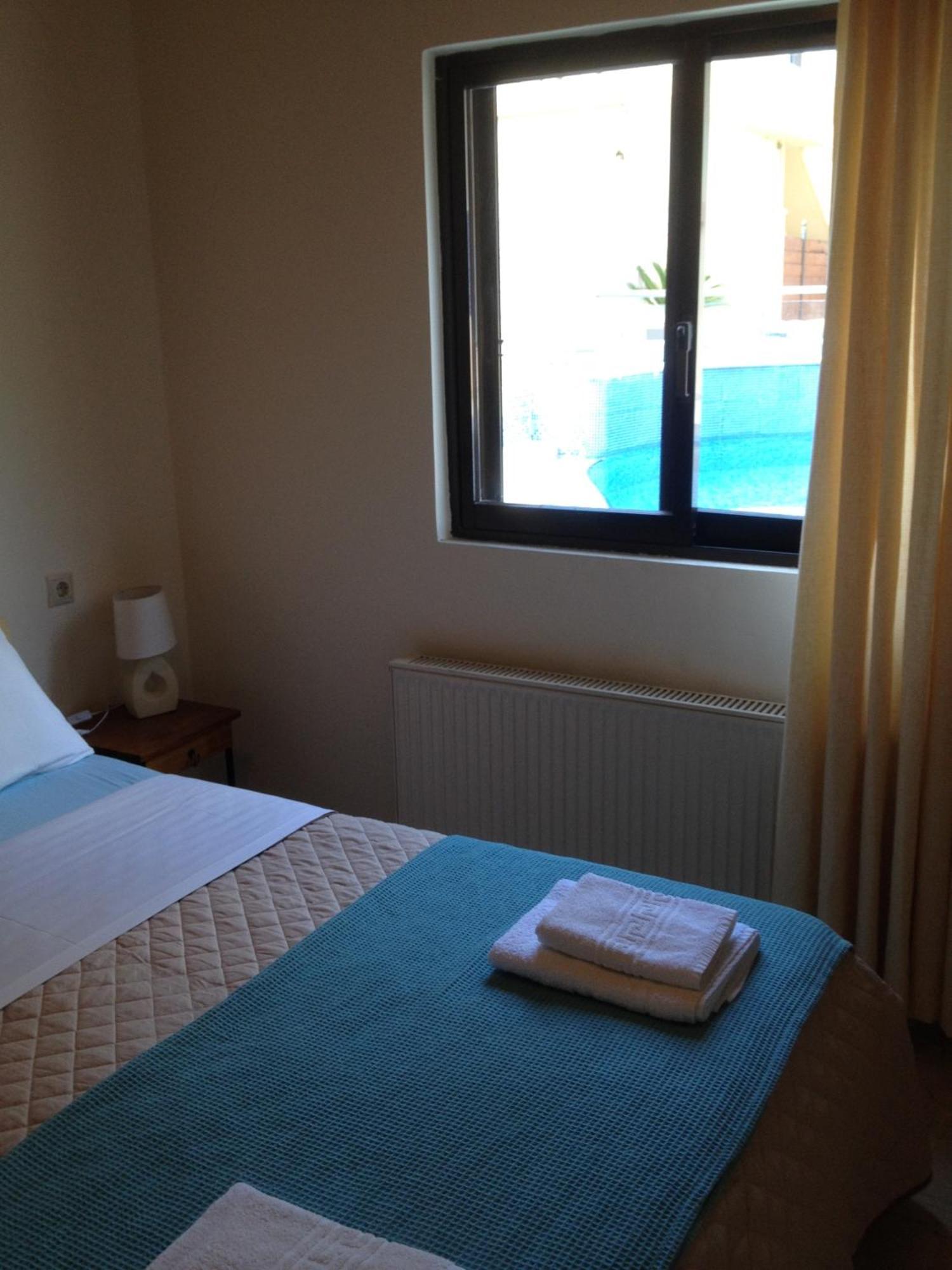 Angelica Studios And Apartments Aγία Μαρίνα Δωμάτιο φωτογραφία